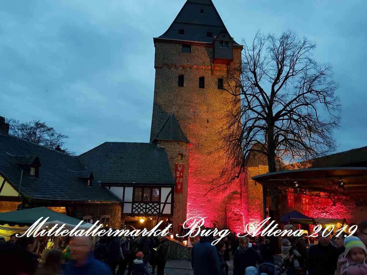 Weihnachtsmarkt Burg Altena